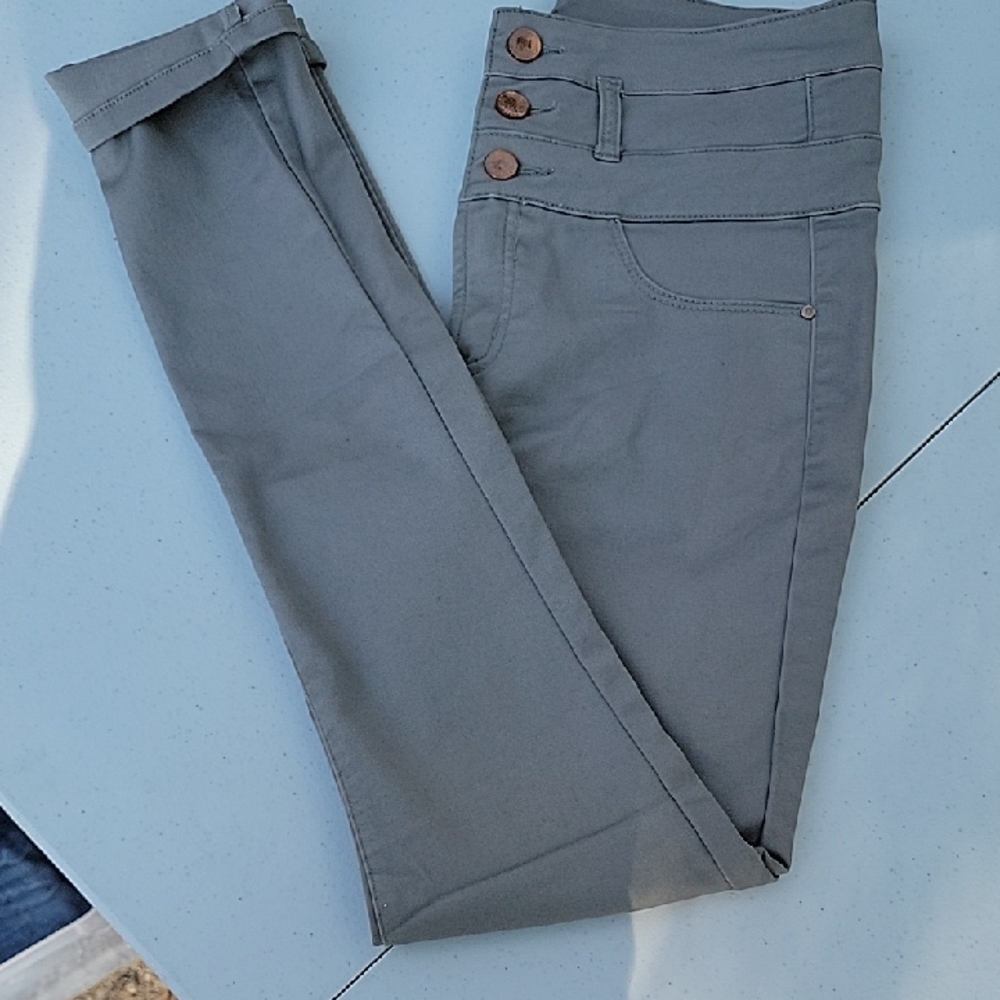 Refuge High Rise Gray Women's Jeans